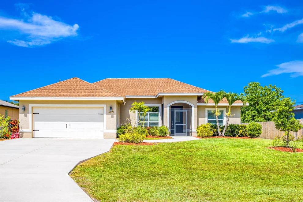 Unit for sale at 1971 SW Gemini Lane, Port St Lucie, FL 34984
