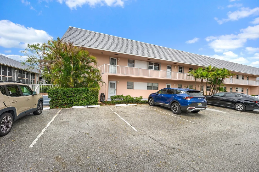 Unit for sale at 18081 SE Country Club Drive, Jupiter, FL 33469