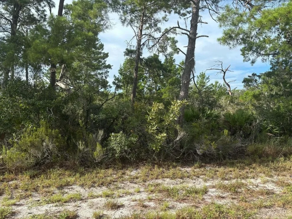 Unit for sale at 635 Boylston Street, Lake Placid, FL 33852