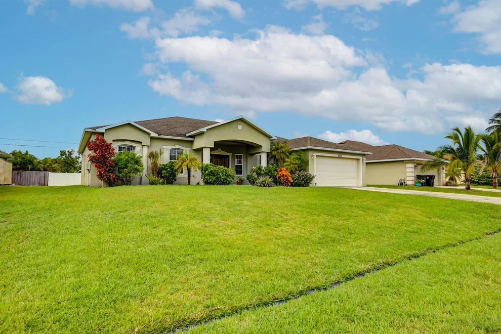 Unit for sale at 1672 SW Realty Street, Port St Lucie, FL 34987