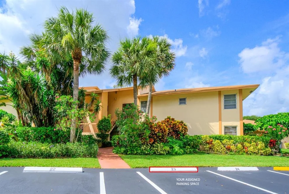 Unit for sale at 5660 Spindle Palm Court, Delray Beach, FL 33484