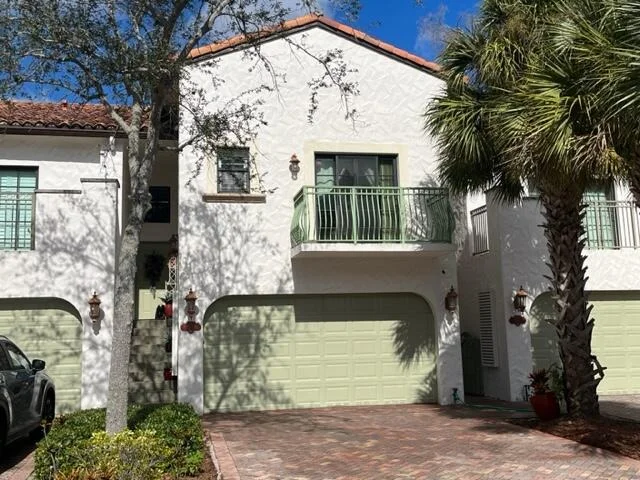 Unit for sale at 2845 Hidden Harbour Court, Dania Beach, FL 33312