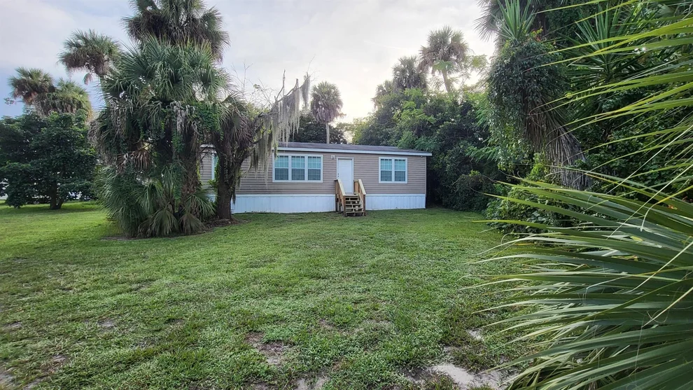 Unit for sale at 1084 Arvin Lane, Moore Haven, FL 33471