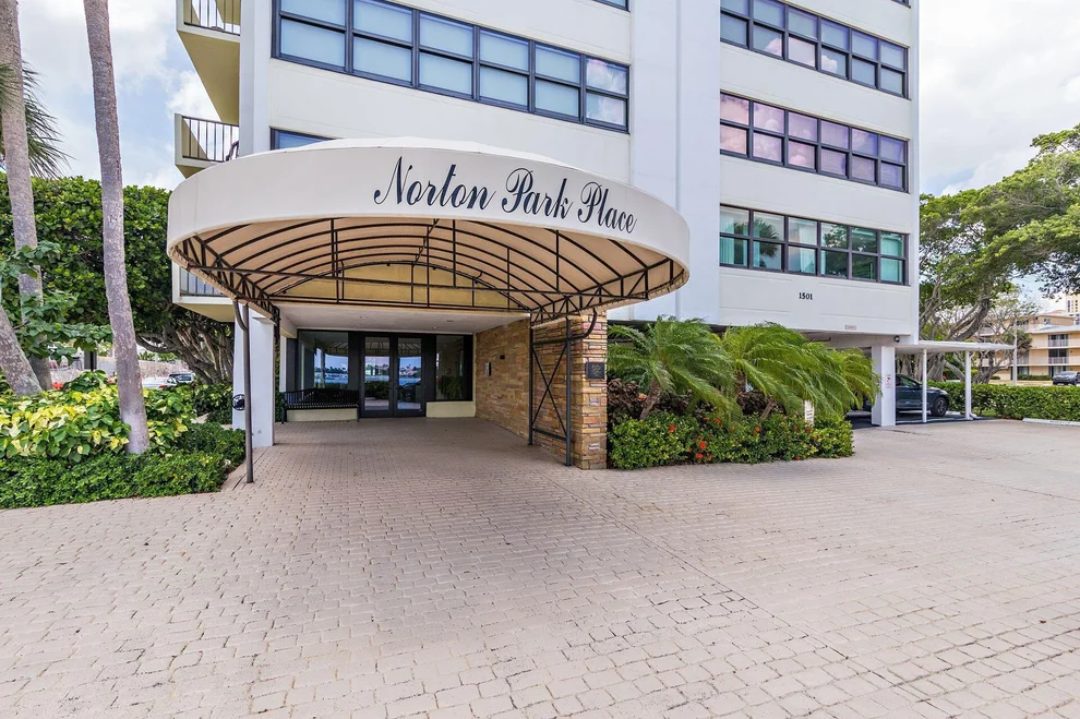 Unit for sale at 1501 S Flagler Drive, West Palm Beach, FL 33401