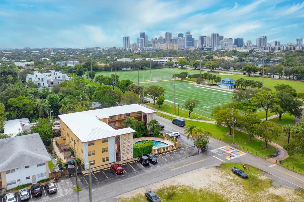 Unit for sale at 744 NE 14th Avenue, Fort Lauderdale, FL 33304