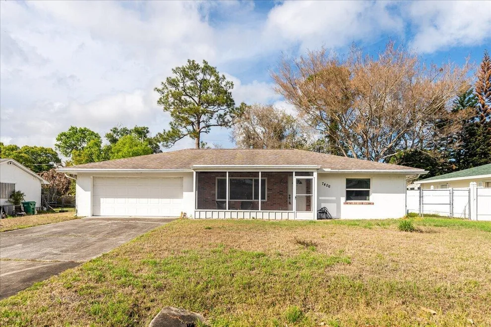 Unit for sale at 7406 Lakeland Boulevard, Fort Pierce, FL 34951