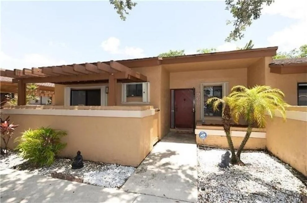 Unit for sale at 968 NW Nw 79th Terrace, Plantation, FL 33324