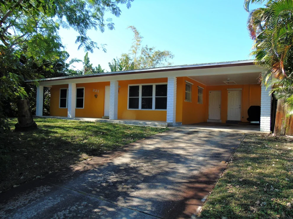 Unit for sale at 221 SW 4th Street, Boynton Beach, FL 33435