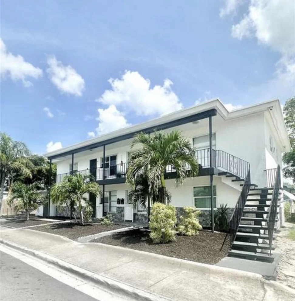 Unit for sale at 1501 N Federal Highway, Lake Worth Beach, FL 33460