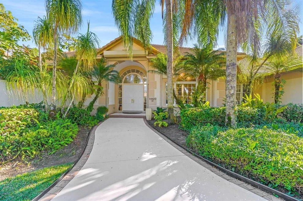 Unit for sale at 11820 Blackwoods Lane, West Palm Beach, FL 33412