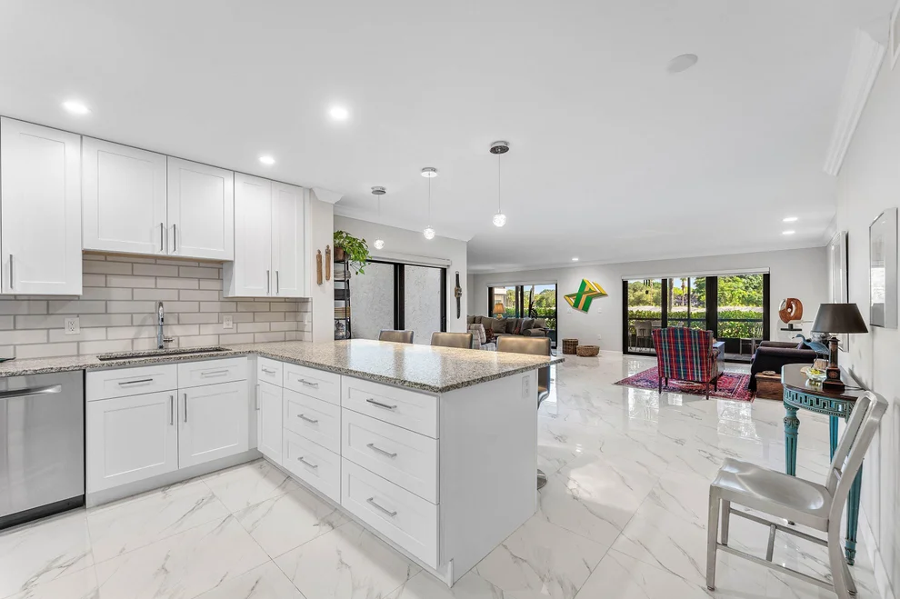 Unit for sale at 12 Stratford Drive E, Boynton Beach, FL 33436