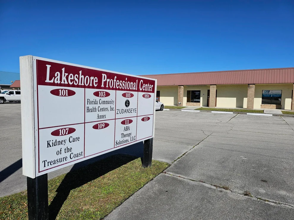 Unit for sale at 111 NE 19th Drive, Okeechobee, FL 