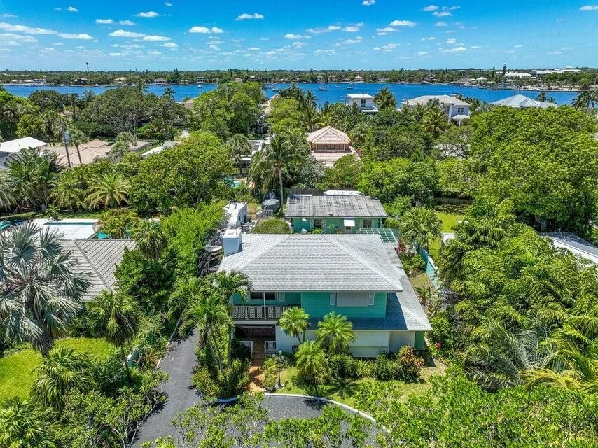 Unit for sale at 401 SE Atlantic Drive N, Lantana, FL 33462