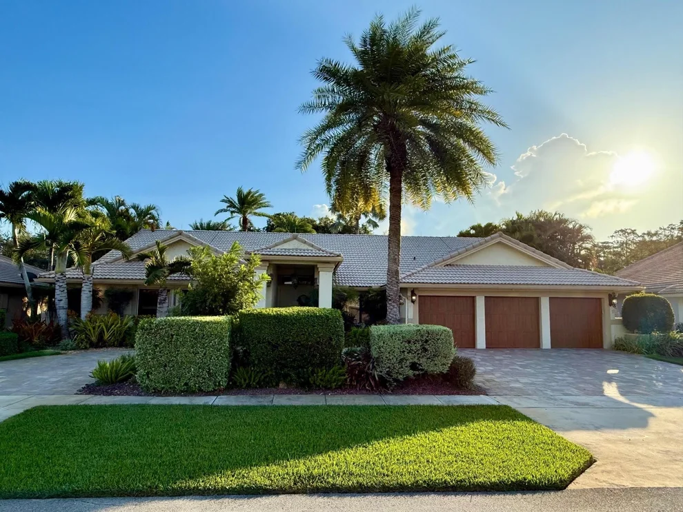 Unit for sale at 10836 Boca Woods Lane, Boca Raton, FL 33428