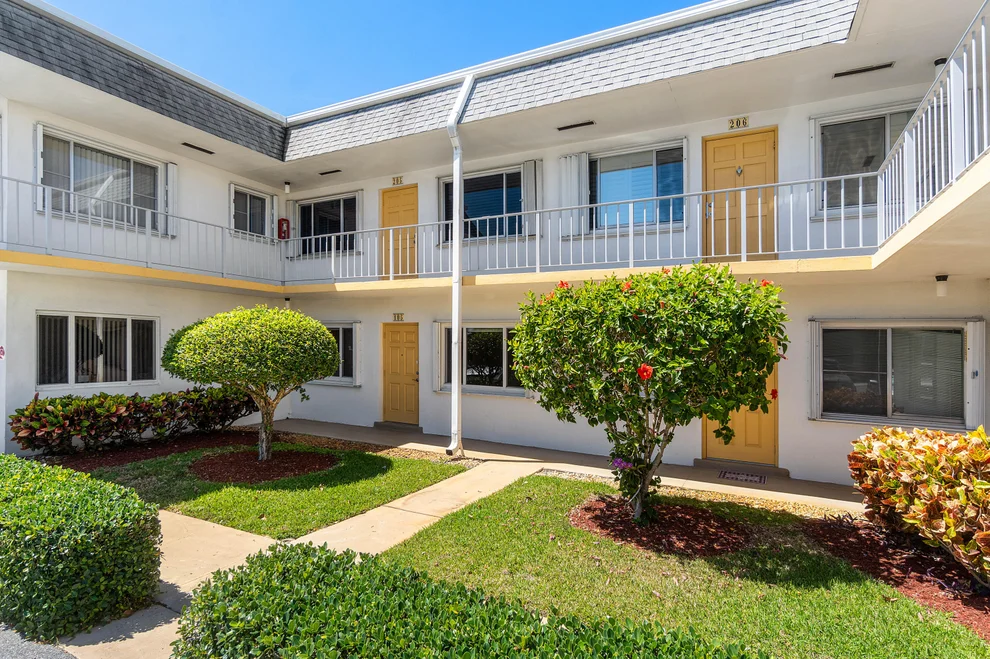 Unit for sale at 3240 Lake Osborne Drive, Lake Worth Beach, FL 33461