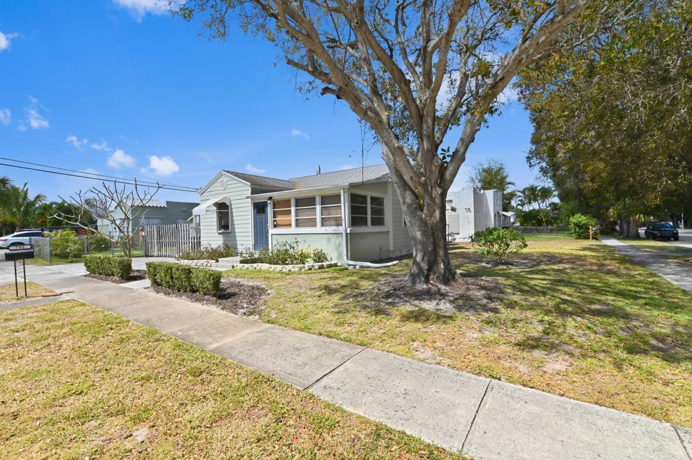Unit for sale at 701 Palmetto Street, West Palm Beach, FL 33405