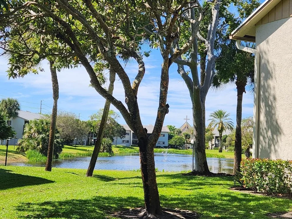 Unit for sale at 3105 SE Aster Lane, Stuart, FL 34994