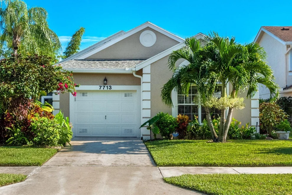 Unit for sale at 7713 Mansfield Hollow Road, Delray Beach, FL 33446
