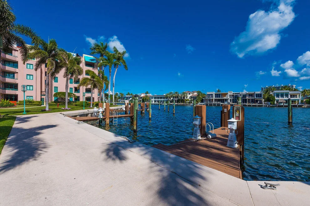 Unit for sale at 140 SE 5th Avenue, Boca Raton, FL 33432