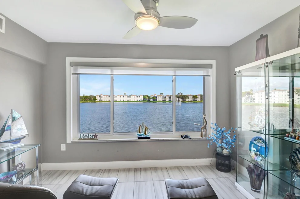 Unit for sale at 14096 Huntington Pointe Drive, Delray Beach, FL 33484