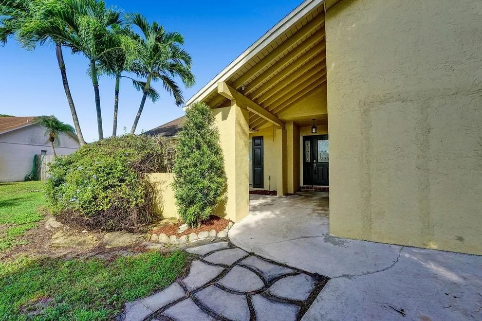 Unit for sale at 965 NW 37th Terrace, Delray Beach, FL 33445
