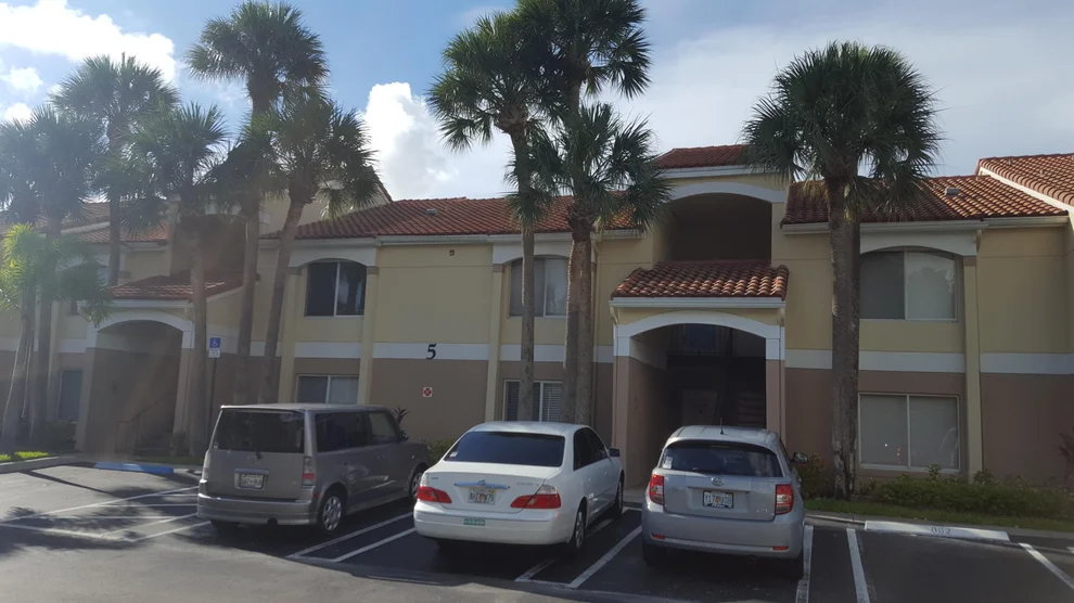 Unit for sale at 815 W Boynton Beach Boulevard, Boynton Beach, FL 33426