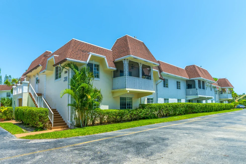 Unit for sale at 706 SE 2ND Avenue, Deerfield Beach, FL 33441