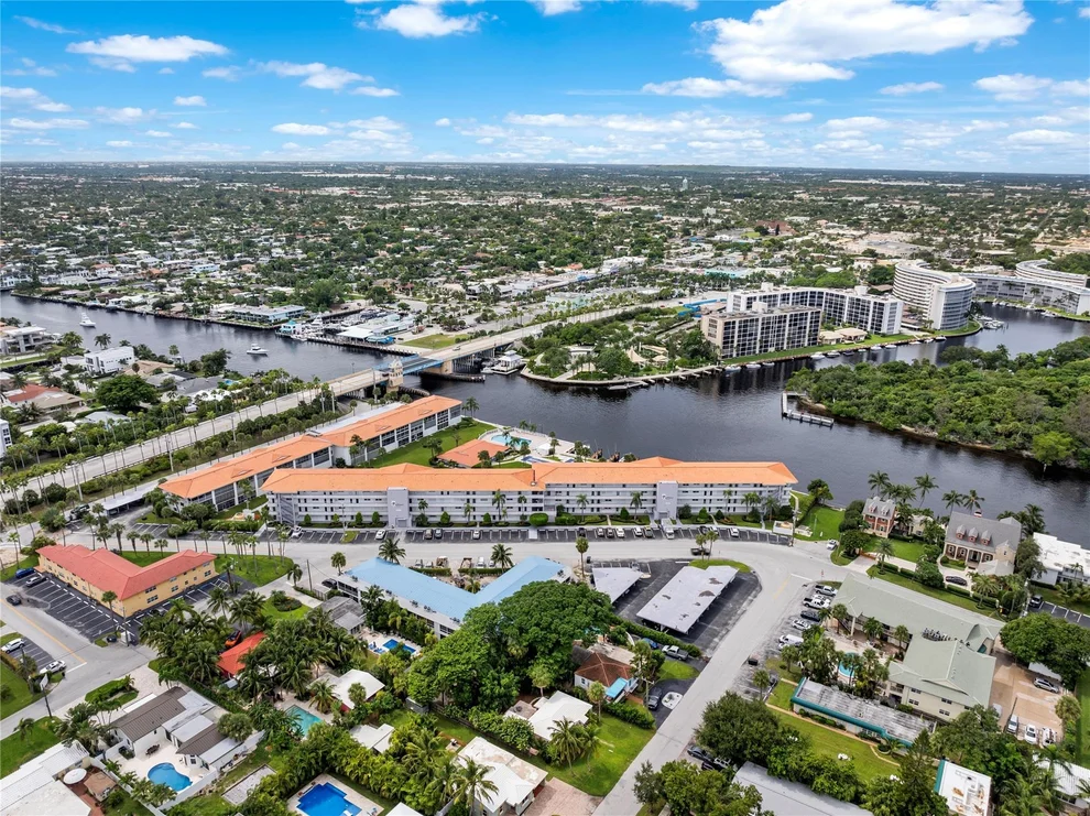 Unit for sale at 105 NE 19th Avenue, Deerfield Beach, FL 33441