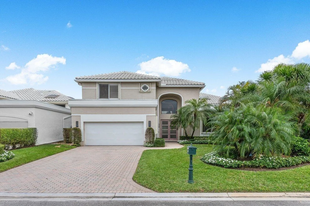 Unit for sale at 5851 Bridleway Circle, Boca Raton, FL 33496