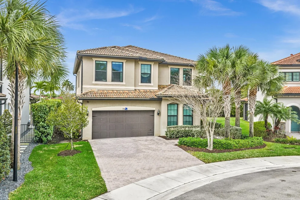 Unit for sale at 7921 NW 82nd Court, Tamarac, FL 33321