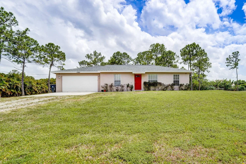 Unit for sale at 17892 Hamlin Boulevard, Loxahatchee, FL 33470