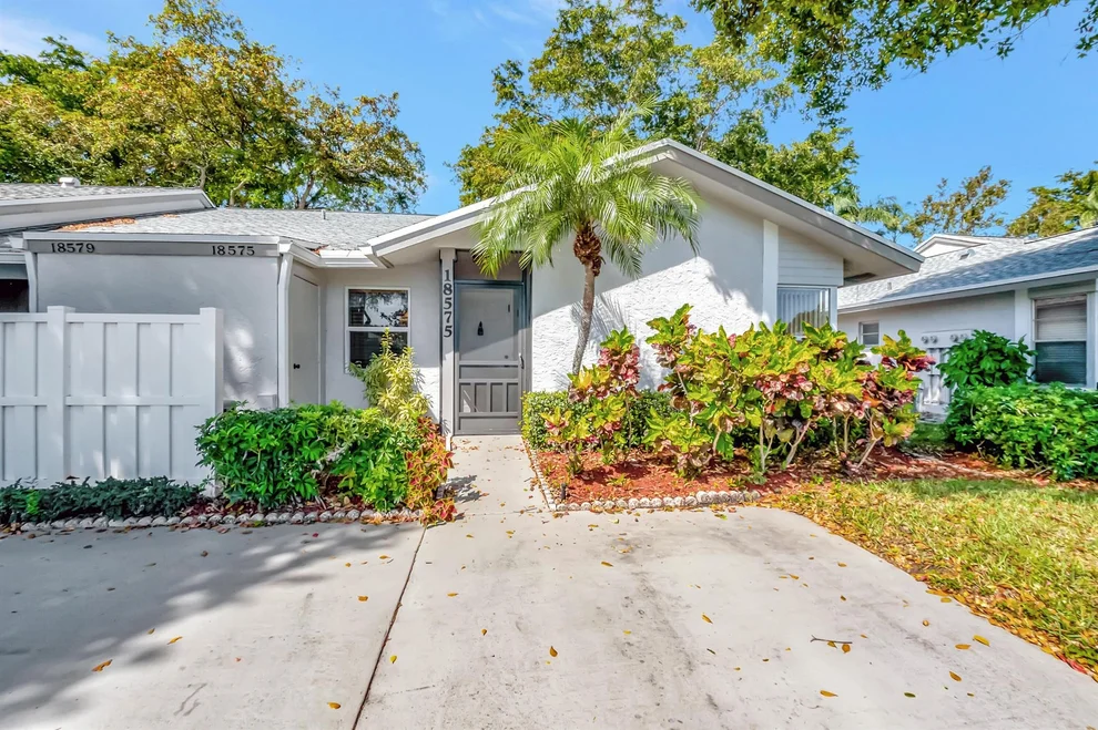 Unit for sale at 18575 Egret Way, Boca Raton, FL 33496