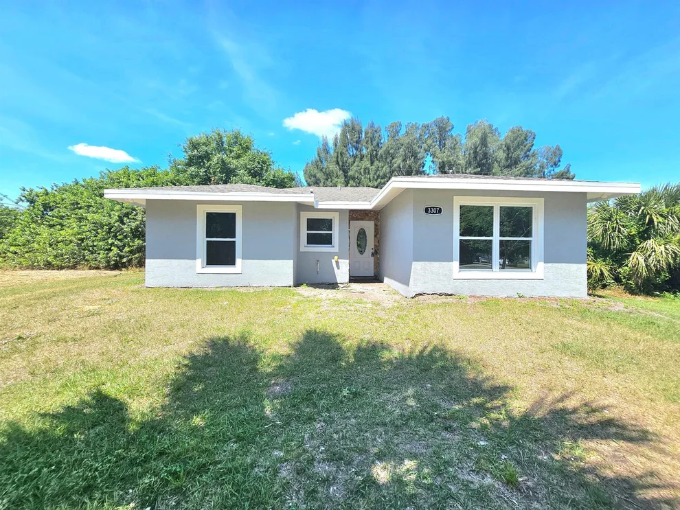 Unit for sale at 3307 NW 35th Avenue, Okeechobee, FL 34972
