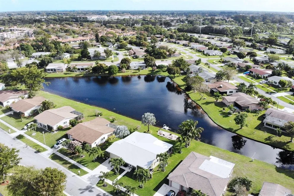 Unit for sale at 14656 Country Side Lane, Delray Beach, FL 33484