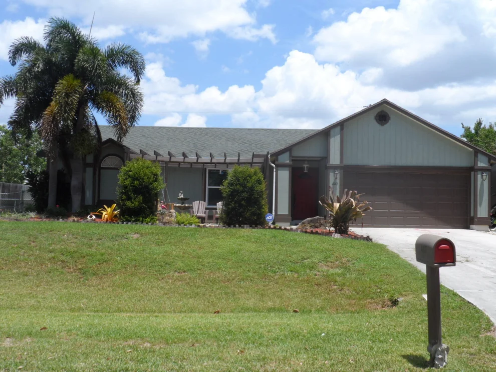 Unit for sale at 407 SW Kabot Avenue, Port St Lucie, FL 34953