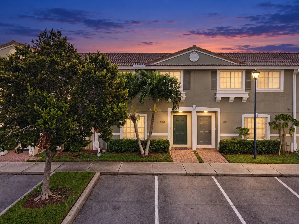 Unit for sale at 5963 GLASGOW Way, Tamarac, FL 33321