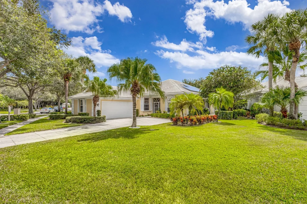Unit for sale at 4160 Lazy Hammock Road, Palm Beach Gardens, FL 33410