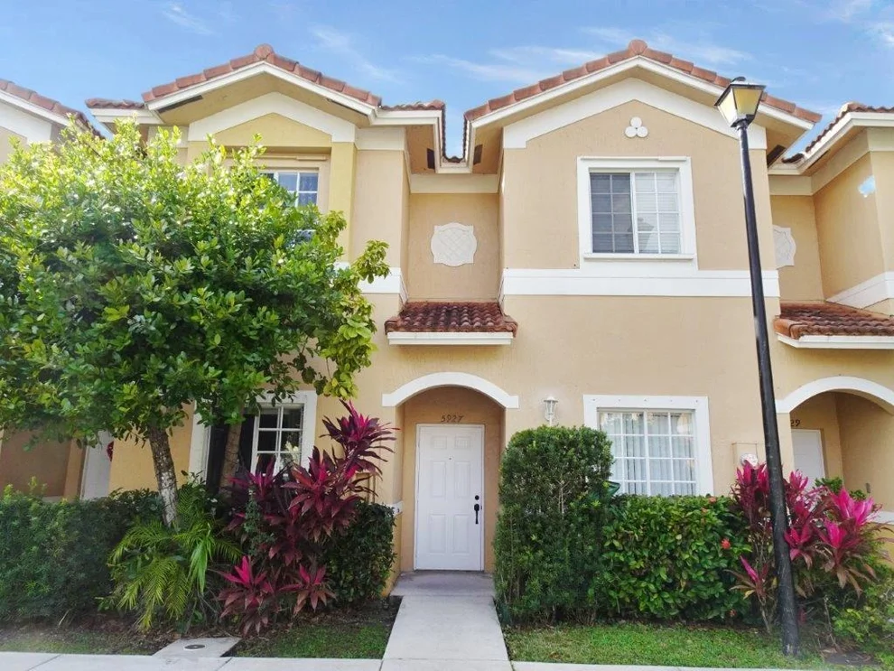Unit for sale at 5927 Riverside Avenue, Tamarac, FL 33321