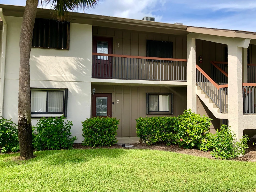 Unit for sale at 1600 NE Dixie Highway, Jensen Beach, FL 34957