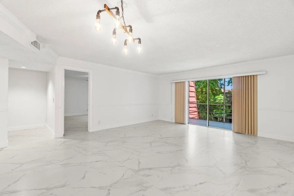 Unit for sale at 22615 SW 66th Avenue, Boca Raton, FL 33428
