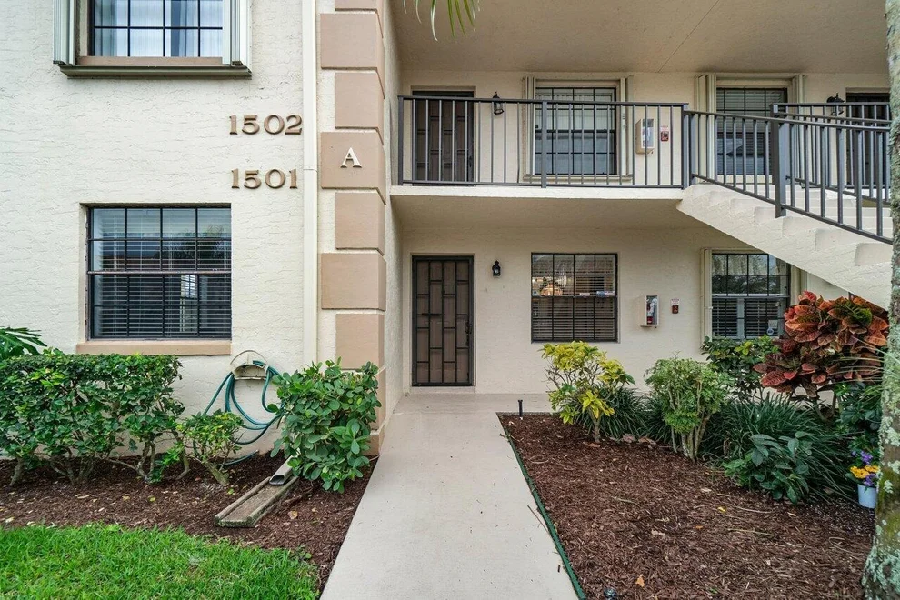 Unit for sale at 1501 Pinecrest Circle, Jupiter, FL 33458