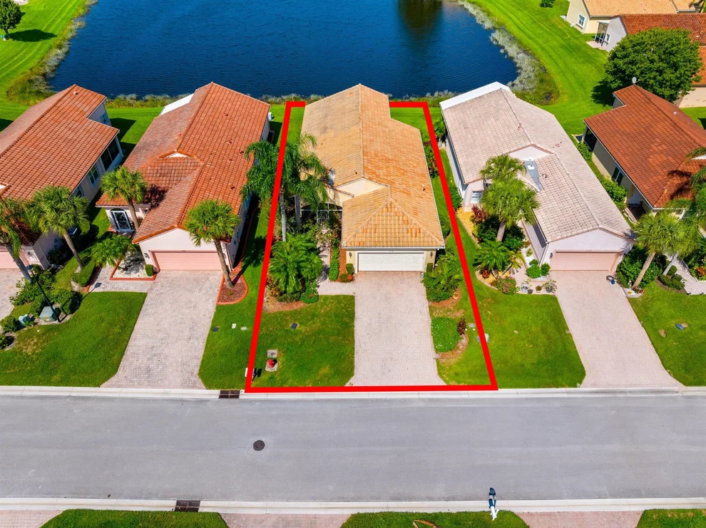 Unit for sale at 410 NW Granville Street, Port St Lucie, FL 34986