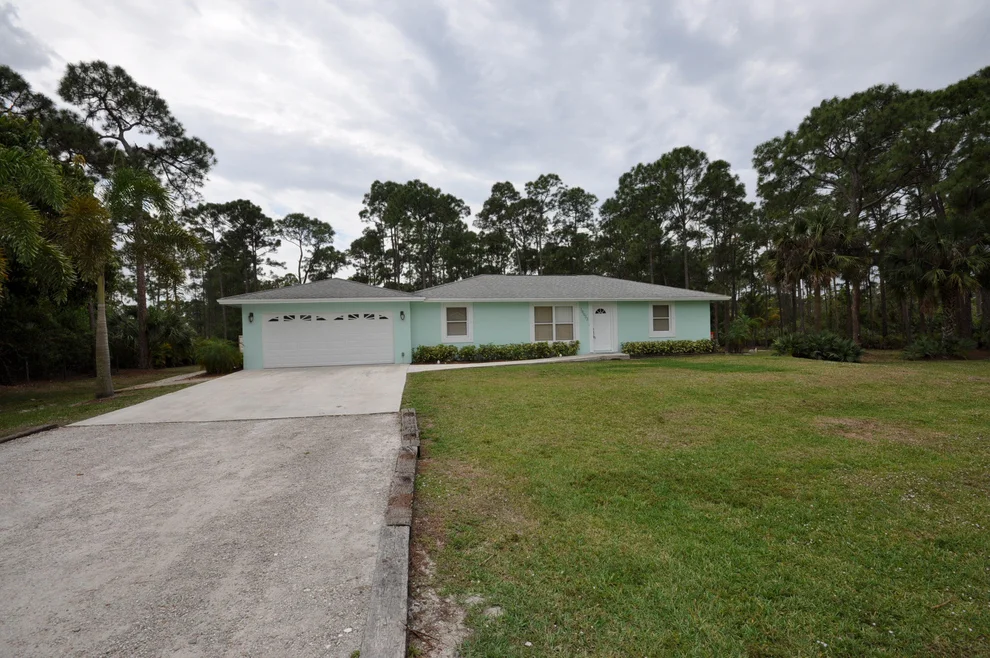 Unit for sale at 16932 86th Street N, Loxahatchee, FL 33470