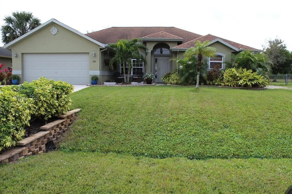 Unit for sale at 810 SW College Park Road, Port St Lucie, FL 34953