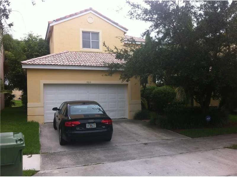 Unit for sale at 960 Savannah Falls Drive, Weston, FL 33327