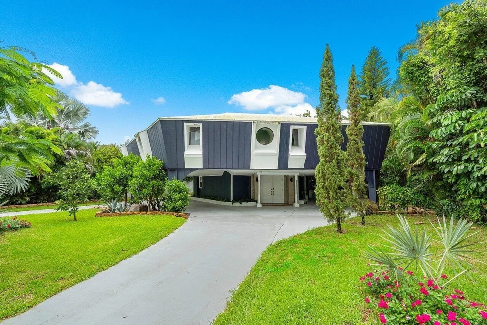 Unit for sale at 2435 Cardinal Lane, Palm Beach Gardens, FL 33410