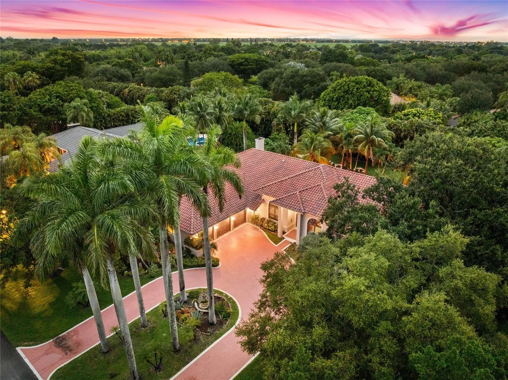 Unit for sale at 7401 W Cypresshead Drive, Parkland, FL 33067