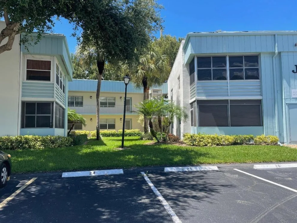 Unit for sale at 470 Normandy J, Delray Beach, FL 33484
