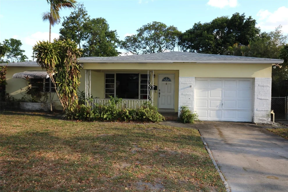 Unit for sale at 5614 Jefferson Street, Hollywood, FL 33023