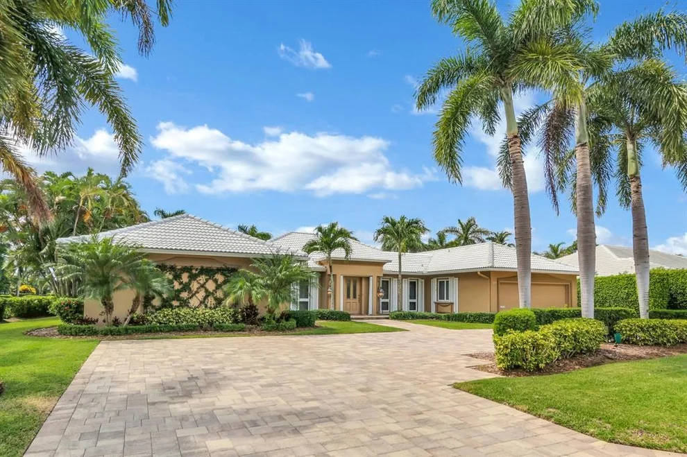 Unit for sale at 184 Royal Palm Way, Boca Raton, FL 33432